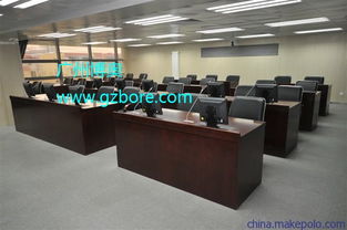 顯示器升降電腦桌 為電腦動(dòng)畫(huà)設(shè)計(jì)師打造高效健康的工作站